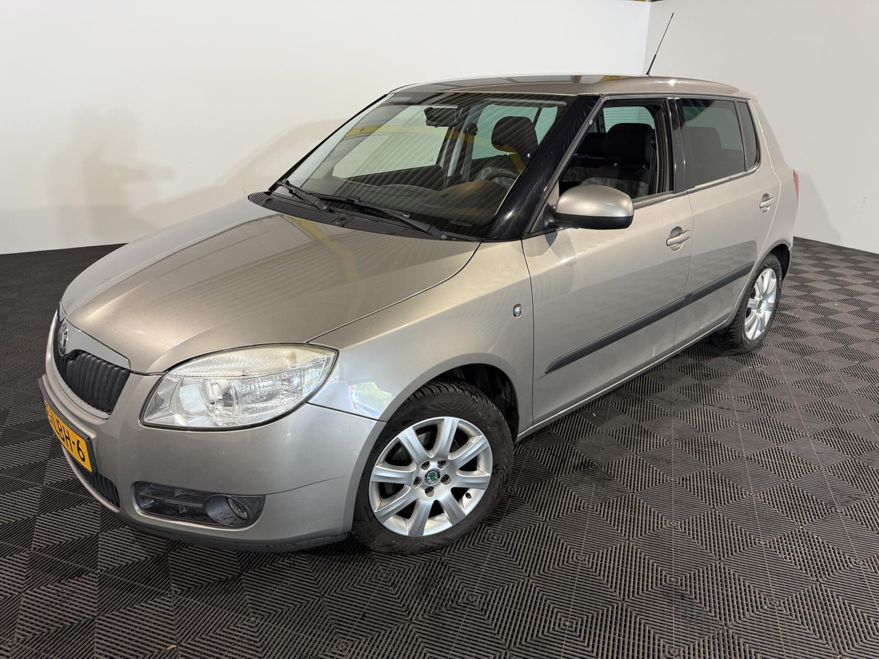 هاتشباك Skoda | Fabia | 1.2-12V Sprint | 2010 | 217.614 km | 65LBH6 | Logisch: صور 1