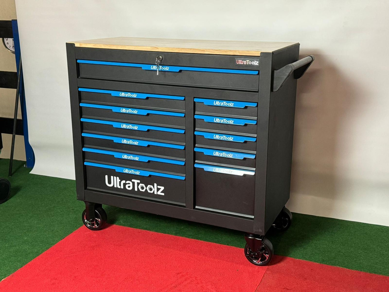 UltraToolz Jumbo gereedschapswagen - معدات الورش: صور 2 UltraToolz Jumbo gereedschapswagen - معدات الورش: صور 2