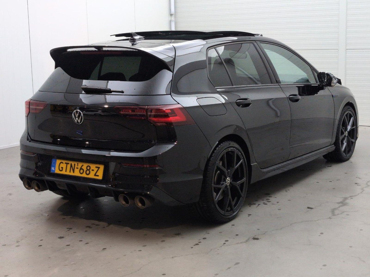 Volkswagen Golf 2.0 TSI R 4Motion | 2022 | 86.483 km | Automaat | GTN68Z | NAP: Geen oordeel - هاتشباك: صور 4 Volkswagen Golf 2.0 TSI R 4Motion | 2022 | 86.483 km | Automaat | GTN68Z | NAP: Geen oordeel - هاتشباك: صور 4