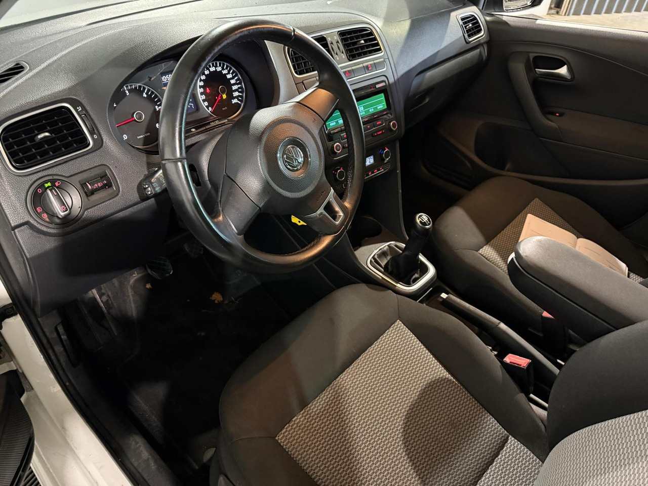 Volkswagen | Polo | 1.2 TDI BlueMotion Comfortline | 2012 | 234.632 km | 07THZ6 | Logisch - هاتشباك: صور 4 Volkswagen | Polo | 1.2 TDI BlueMotion Comfortline | 2012 | 234.632 km | 07THZ6 | Logisch - هاتشباك: صور 4