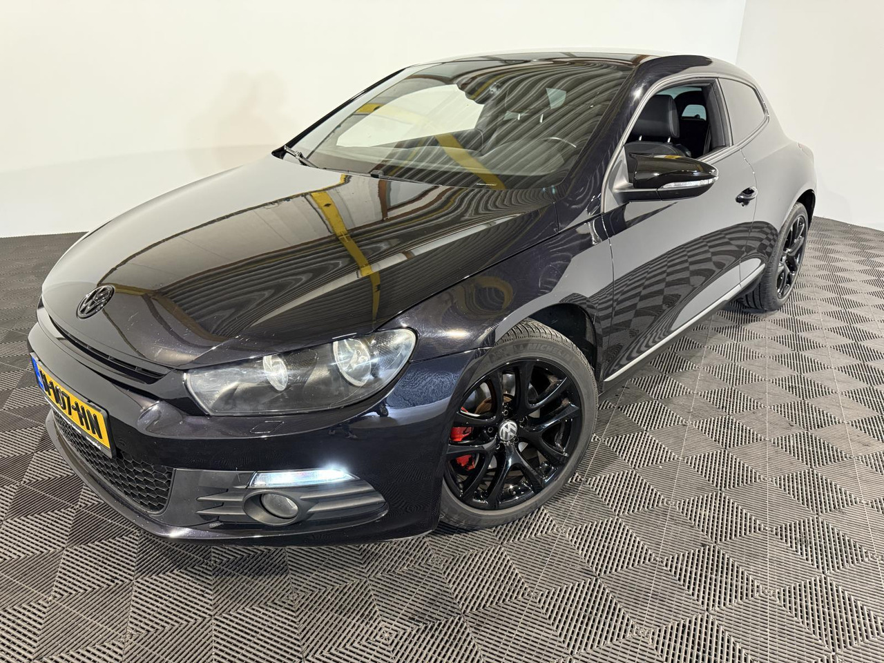 Volkswagen | Scirocco | 1.4 TSI | 2010 | 158.287 km | H107HN | Geen oordeel - سيارة: صور 1 Volkswagen | Scirocco | 1.4 TSI | 2010 | 158.287 km | H107HN | Geen oordeel - سيارة: صور 1