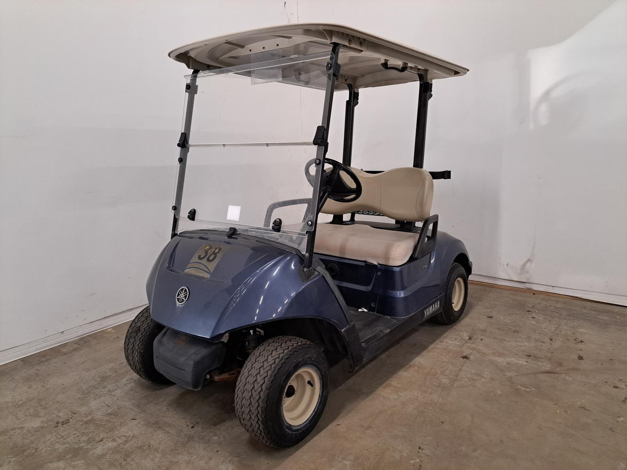 Yamaha Drive 2 J0C-008805 - عربة جولف: صور 1 Yamaha Drive 2 J0C-008805 - عربة جولف: صور 1