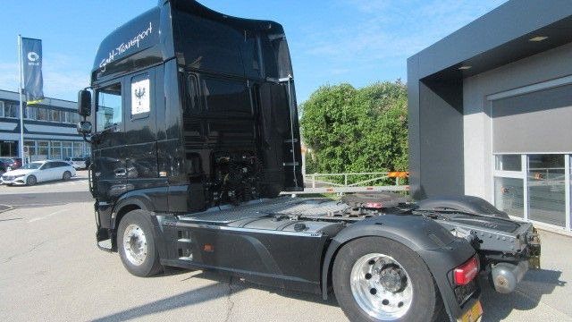 DAF XF 530 - شاحنة جرار: صور 5 DAF XF 530 - شاحنة جرار: صور 5