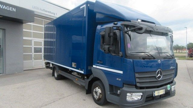 Mercedes-Benz 818L Koffer LBW, Seitentüre (GG 8,6 to.) - الشاحنات الصغيرة صندوق مغلق: صور 3 Mercedes-Benz 818L Koffer LBW, Seitentüre (GG 8,6 to.) - الشاحنات الصغيرة صندوق مغلق: صور 3
