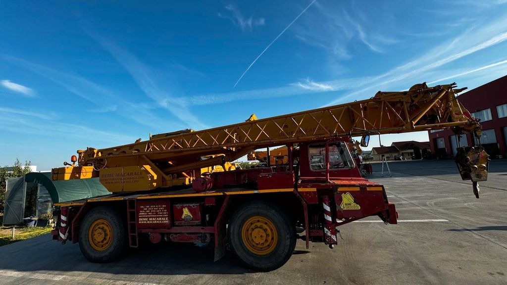 Liebherr Liebherr LTM 1025 - رافعة لجميع التضاريس: صور 1 Liebherr Liebherr LTM 1025 - رافعة لجميع التضاريس: صور 1
