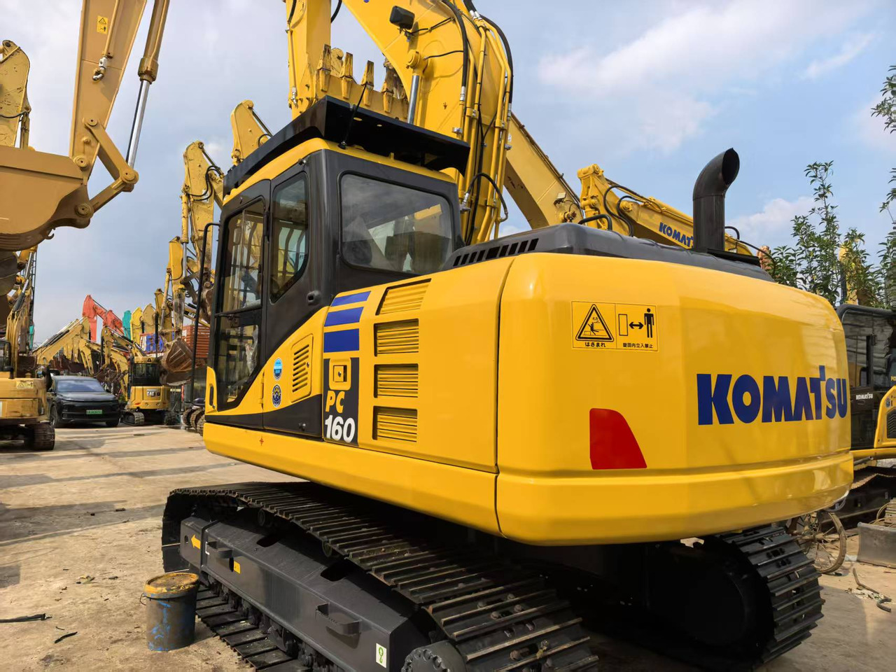 KOMATSU PC160 - حفارات زحافة: صور 1 KOMATSU PC160 - حفارات زحافة: صور 1