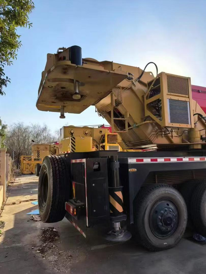 SANYI 800T5 - رافعة لجميع التضاريس: صور 4 SANYI 800T5 - رافعة لجميع التضاريس: صور 4