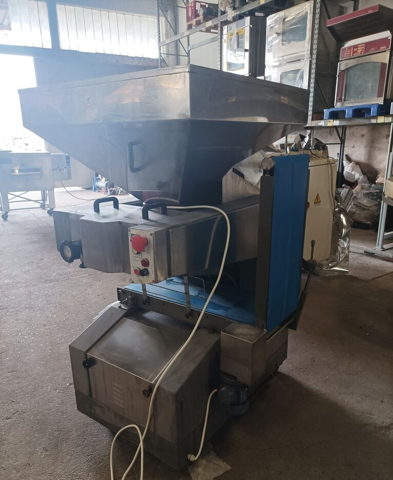 Bertuetti D 300 - معدات المخابز: صور 2 Bertuetti D 300 - معدات المخابز: صور 2