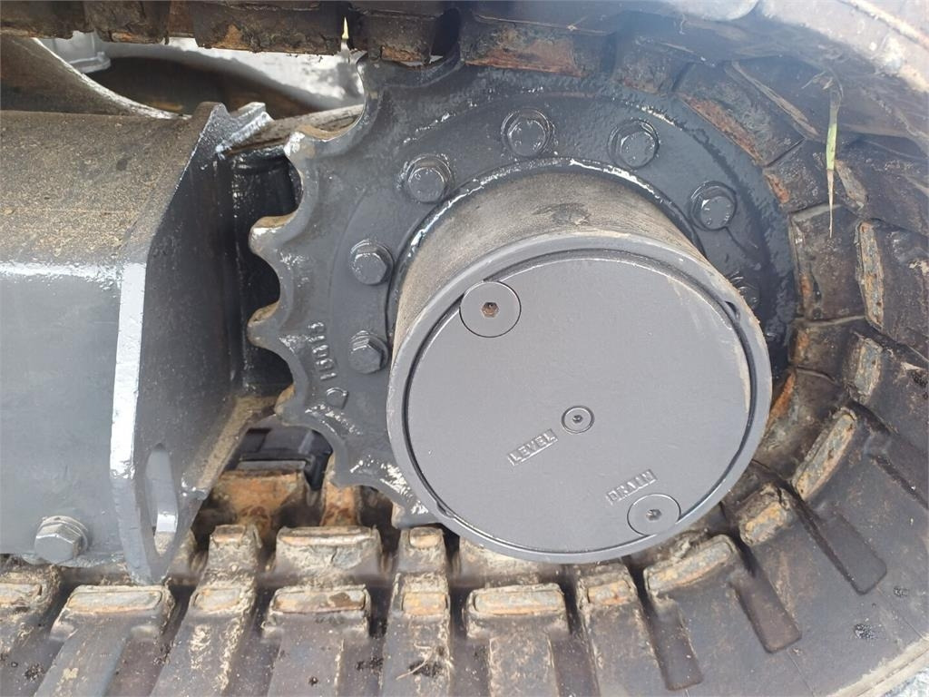 حفارة مصغرة Komatsu pc50mr-2 Engcon pyörittäjällä: صور 10 حفارة مصغرة Komatsu pc50mr-2 Engcon pyörittäjällä: صور 10