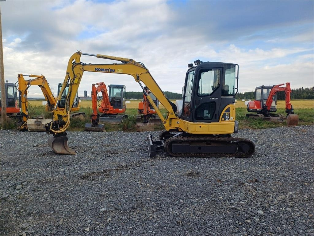 Komatsu pc50mr-2 Engcon pyörittäjällä  - حفارة مصغرة: صور 2 Komatsu pc50mr-2 Engcon pyörittäjällä  - حفارة مصغرة: صور 2