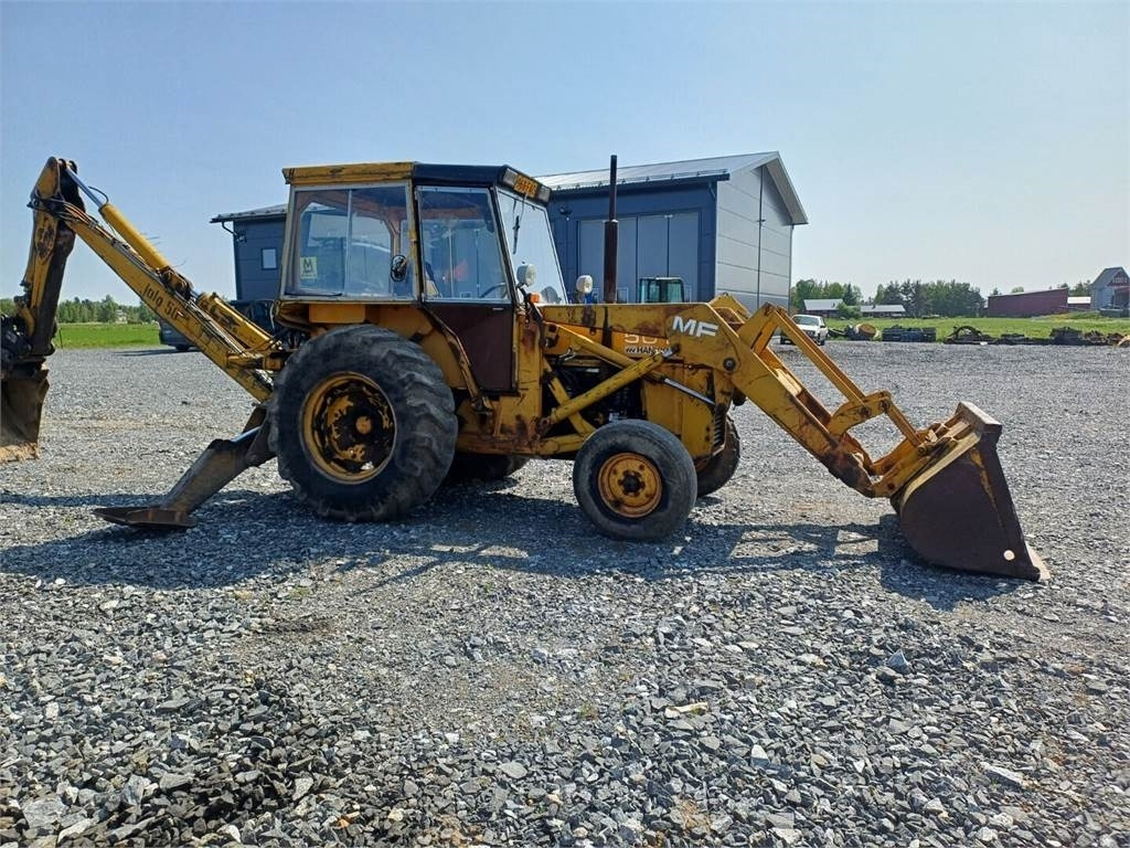Massey Ferguson 50B traktorikaivuri  - حفار متعدد الاستخدام: صور 5 Massey Ferguson 50B traktorikaivuri  - حفار متعدد الاستخدام: صور 5