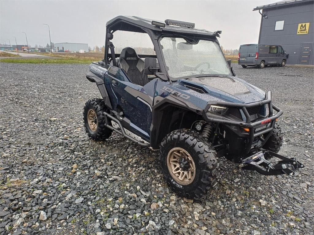 Polaris General 1000 4x4  - جرار: صور 5 Polaris General 1000 4x4  - جرار: صور 5