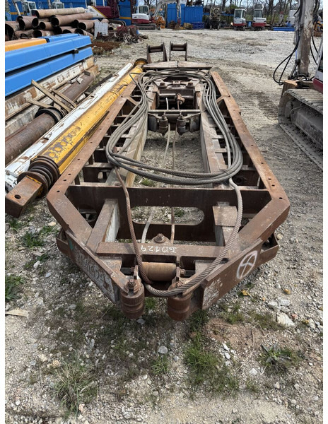مخلبي - آلات البناء Liebherr Stein HT Diaphragm Wall Grab: صور 9