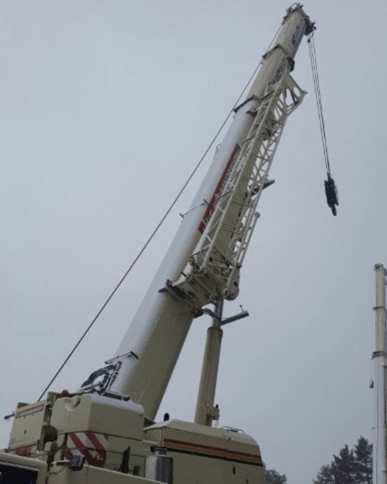 Terex AC 100 - رافعة لجميع التضاريس: صور 3 Terex AC 100 - رافعة لجميع التضاريس: صور 3