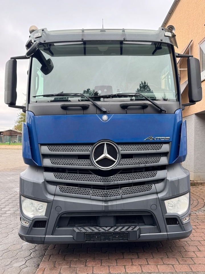 Mercedes-Benz 2548/Lenk-Lift/Retarder/Top-Zustand - شاحنة ستارة: صور 2 Mercedes-Benz 2548/Lenk-Lift/Retarder/Top-Zustand - شاحنة ستارة: صور 2