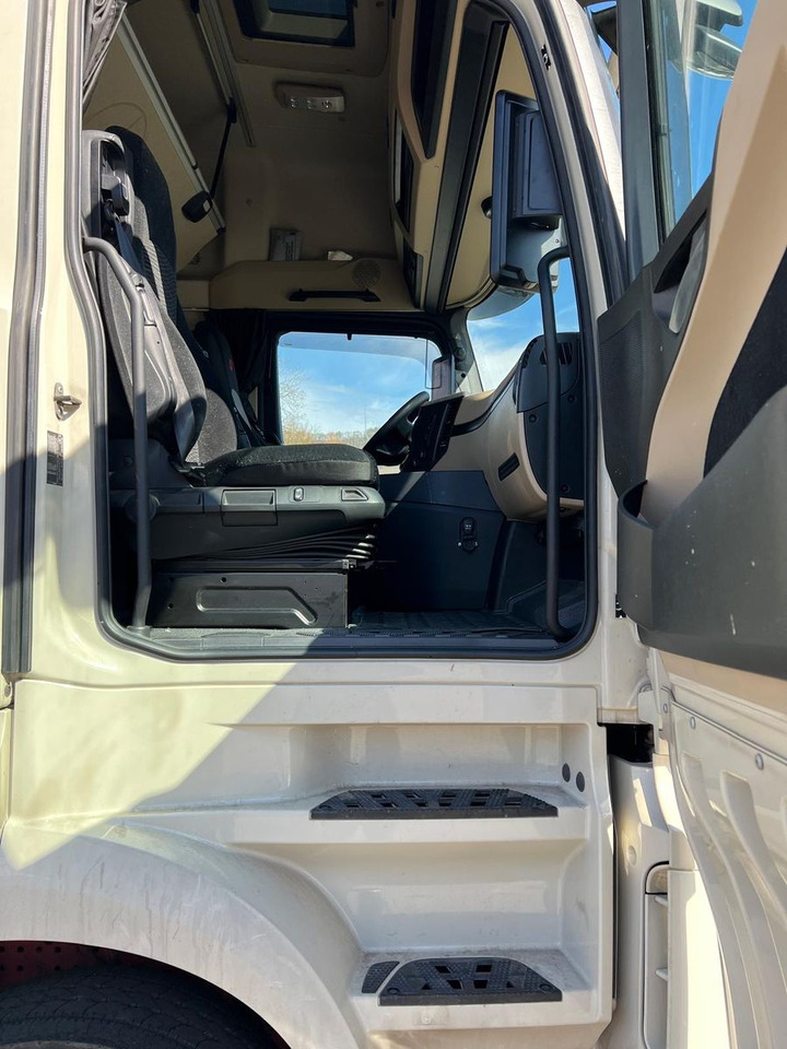 Mercedes-Benz Actros 1848 LS/GIGA/MirrorCam/Retarder/2instock - شاحنة جرار: صور 3 Mercedes-Benz Actros 1848 LS/GIGA/MirrorCam/Retarder/2instock - شاحنة جرار: صور 3