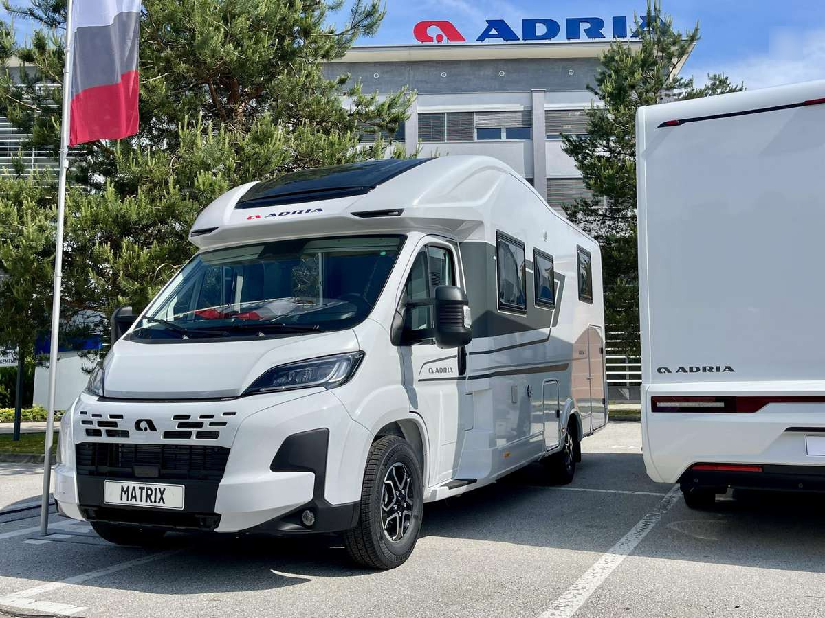ADRIA Matrix 650 SL - موتر هوم شبه متكامل: صور 2 ADRIA Matrix 650 SL - موتر هوم شبه متكامل: صور 2