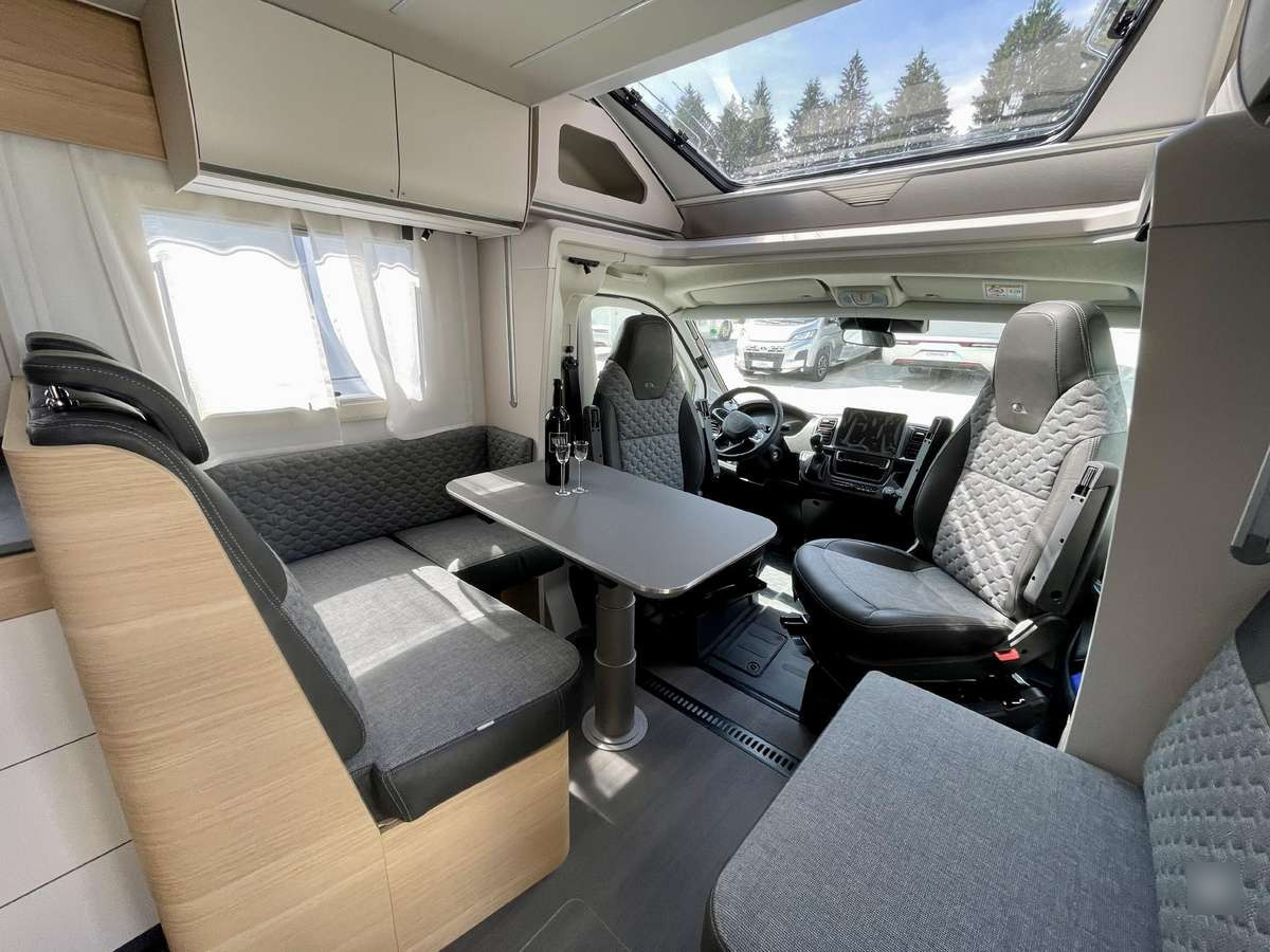 ADRIA Matrix 650 SL - موتر هوم شبه متكامل: صور 5 ADRIA Matrix 650 SL - موتر هوم شبه متكامل: صور 5