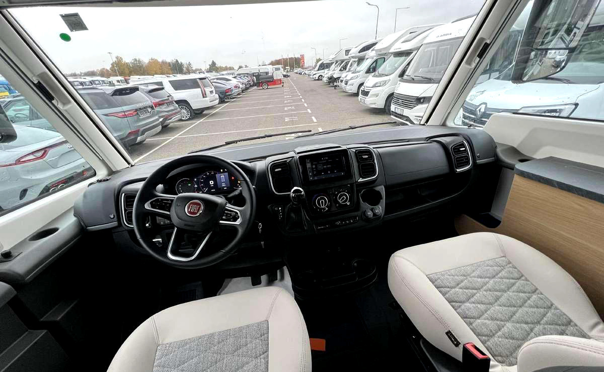 ADRIA Sonic 700DC - موتر هوم متكامل: صور 4 ADRIA Sonic 700DC - موتر هوم متكامل: صور 4