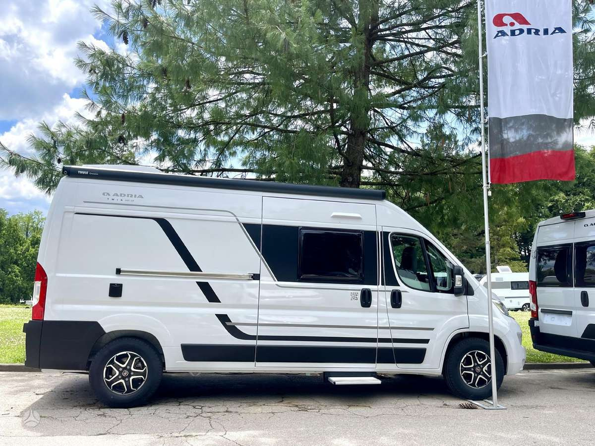 ADRIA Twin 600 SP Family - كرفان فان: صور 1 ADRIA Twin 600 SP Family - كرفان فان: صور 1