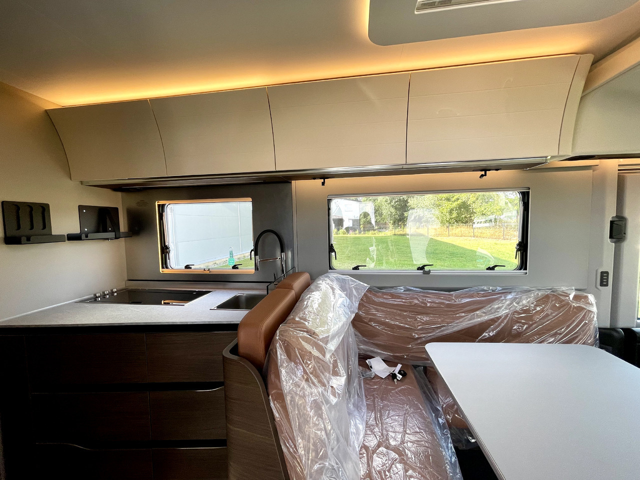 Adria Super Sonic 890 LC - موتر هوم متكامل: صور 4 Adria Super Sonic 890 LC - موتر هوم متكامل: صور 4