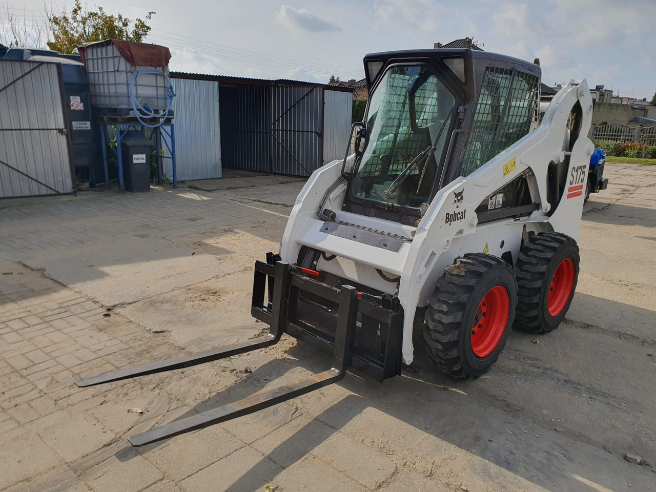 BOBCAT S175 - شيول صغير: صور 1 BOBCAT S175 - شيول صغير: صور 1