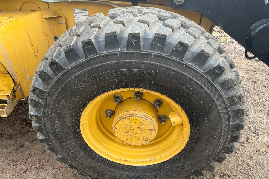 CATERPILLAR 432D - حفار متعدد الاستخدام: صور 2 CATERPILLAR 432D - حفار متعدد الاستخدام: صور 2