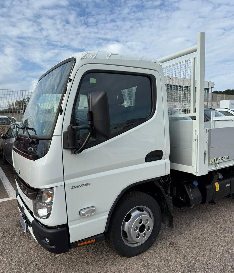 FUSO Canter 3S13 - قلابات: صور 3 FUSO Canter 3S13 - قلابات: صور 3
