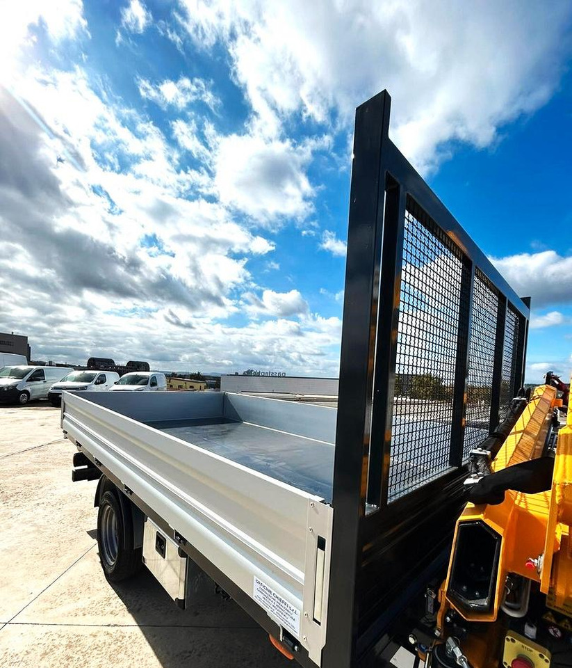 الشاحنات الصغيرة المسطحة Mercedes Benz Sprinter 419 Cassone Fisso + Gru: صور 9 الشاحنات الصغيرة المسطحة Mercedes Benz Sprinter 419 Cassone Fisso + Gru: صور 9