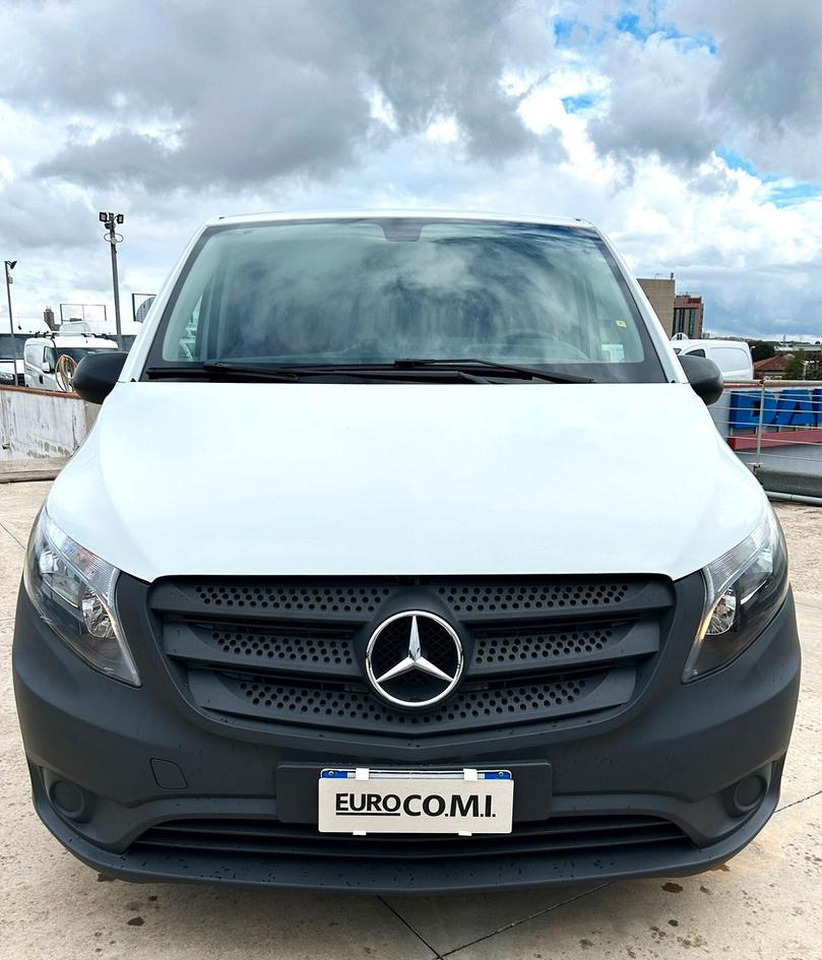 Mercedes Benz Vito 111 Furgone Long - فان: صور 2 Mercedes Benz Vito 111 Furgone Long - فان: صور 2
