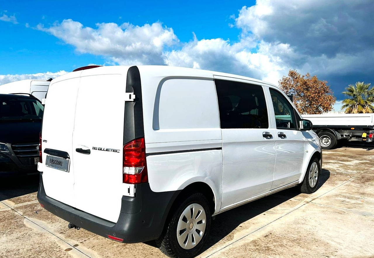 Mercedes Benz Vito Mixto Autocarro 6 posti - الشاحنات الصغيرة كابينة مزدوجة: صور 5 Mercedes Benz Vito Mixto Autocarro 6 posti - الشاحنات الصغيرة كابينة مزدوجة: صور 5