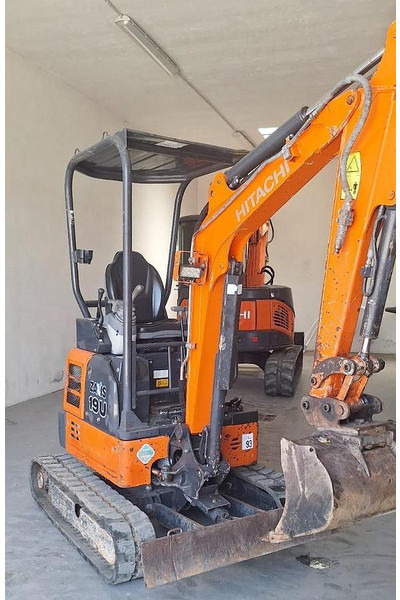 حفارة مصغرة Hitachi ZX19U: صور 1