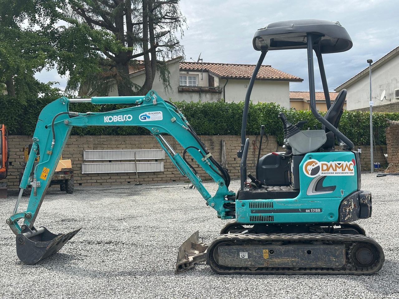 KOBELCO SK17SR-3E - حفارة مصغرة: صور 5 KOBELCO SK17SR-3E - حفارة مصغرة: صور 5