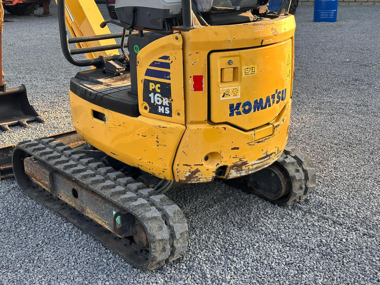 KOMATSU PC16R-3HS - حفارة مصغرة: صور 5 KOMATSU PC16R-3HS - حفارة مصغرة: صور 5