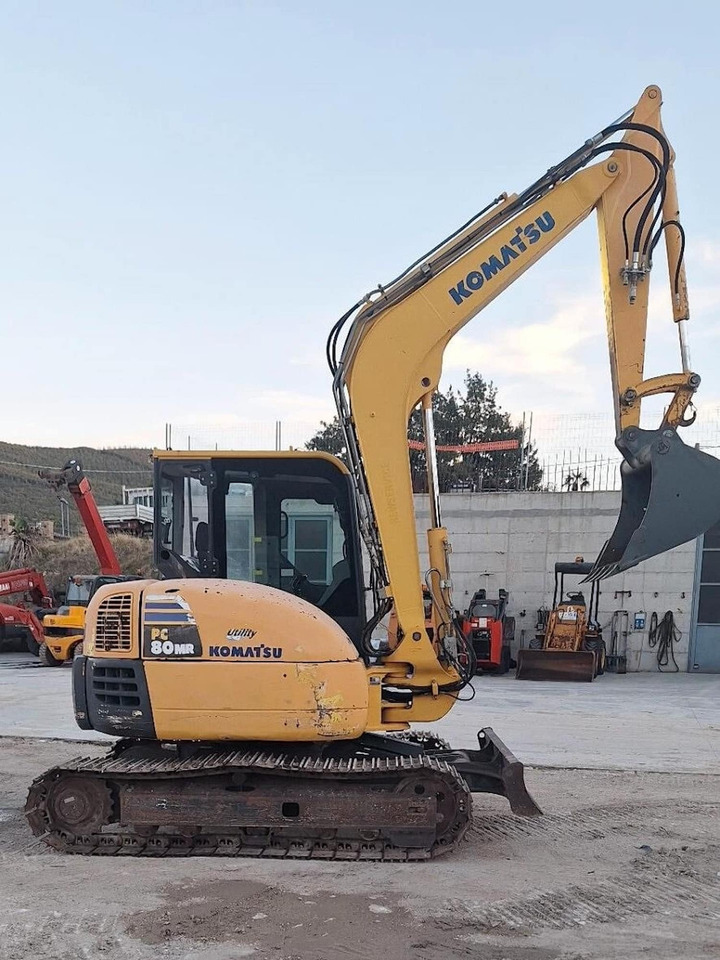 KOMATSU PC80 - حفارة مصغرة: صور 2 KOMATSU PC80 - حفارة مصغرة: صور 2