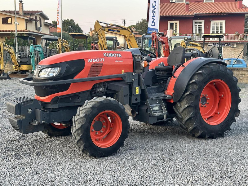 Kubota M5071N - جرار: صور 1 Kubota M5071N - جرار: صور 1