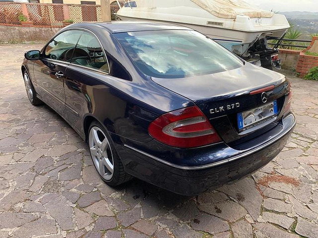 Mercedes-Benz CLK270CDI - آلات البناء: صور 2 Mercedes-Benz CLK270CDI - آلات البناء: صور 2