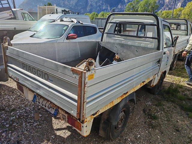 Piaggio Porter - قلاب صغير: صور 2 Piaggio Porter - قلاب صغير: صور 2