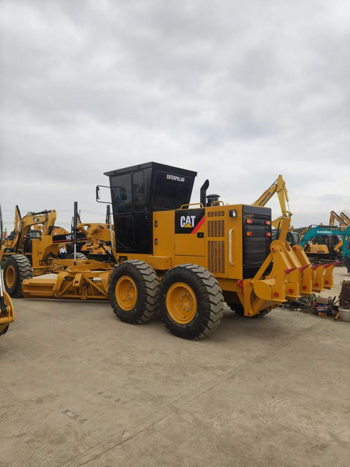 CATERPILLAR 140K - آلة تسوية الأرض: صور 2 CATERPILLAR 140K - آلة تسوية الأرض: صور 2