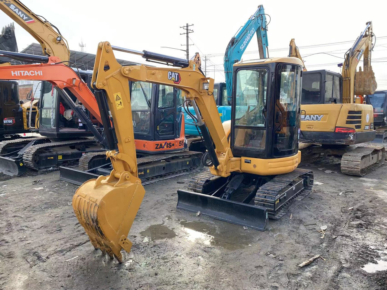 CATERPILLAR 303.5 - حفارات زحافة: صور 1 CATERPILLAR 303.5 - حفارات زحافة: صور 1