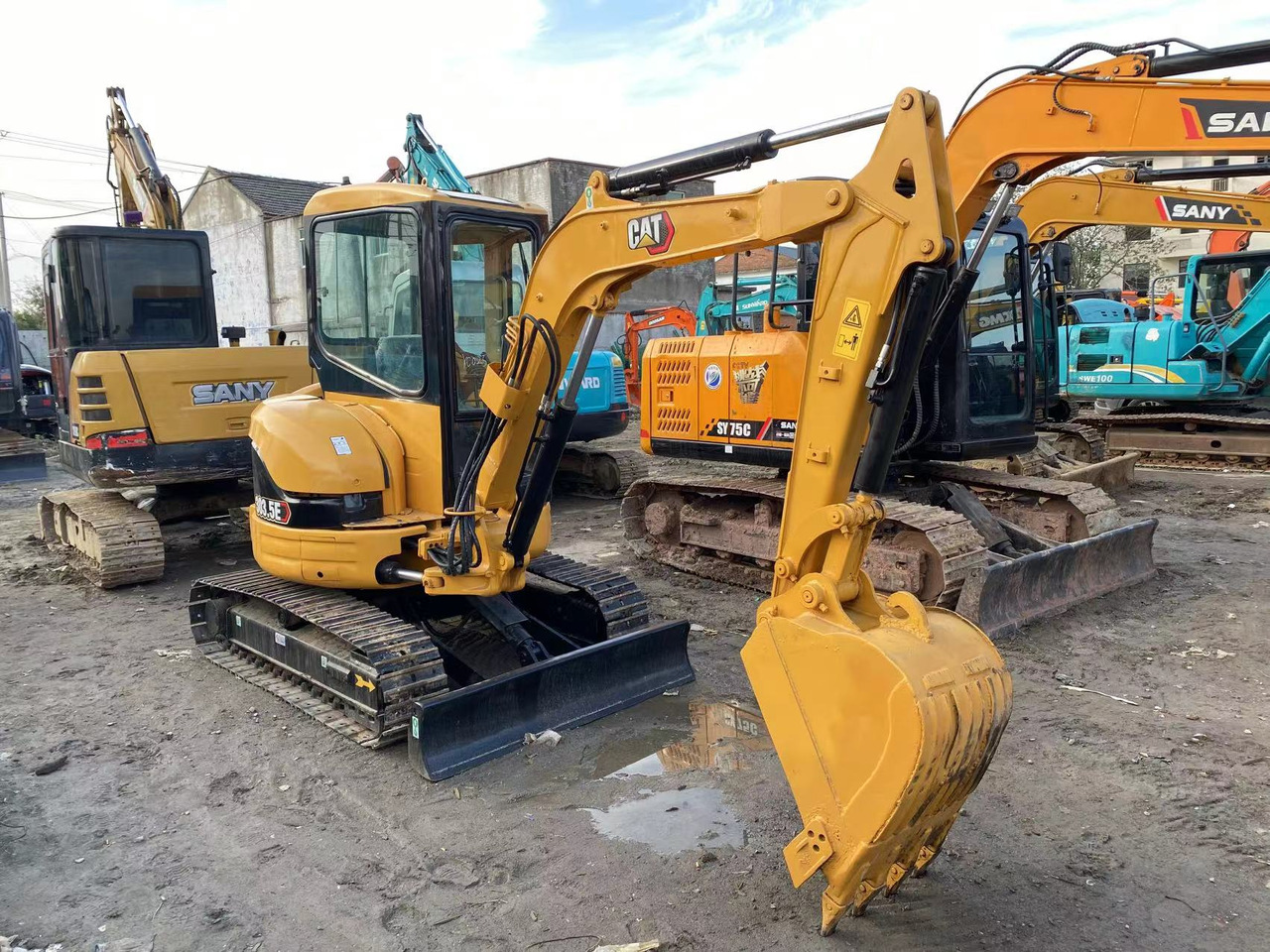 CATERPILLAR 303.5 - حفارات زحافة: صور 2 CATERPILLAR 303.5 - حفارات زحافة: صور 2