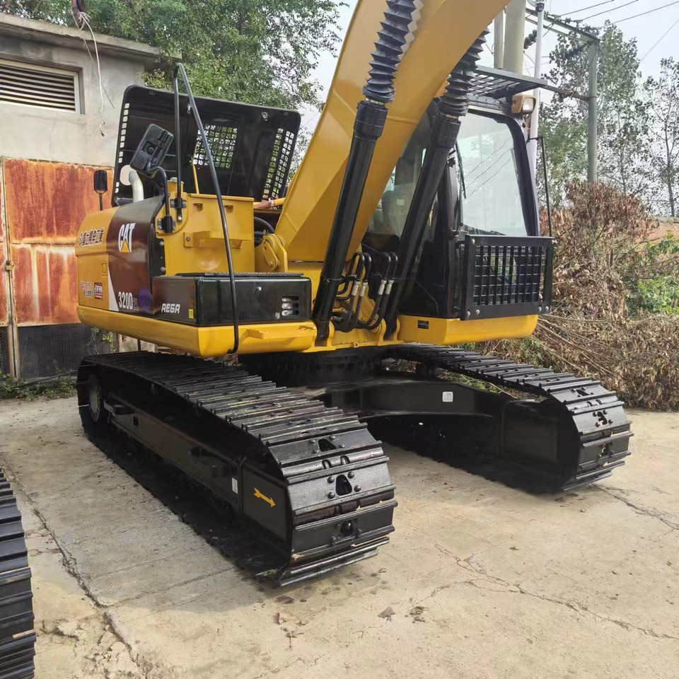 CATERPILLAR 320D2L - حفارات زحافة: صور 5 CATERPILLAR 320D2L - حفارات زحافة: صور 5