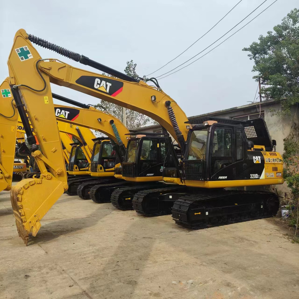 CATERPILLAR 320D2L - حفارات زحافة: صور 2 CATERPILLAR 320D2L - حفارات زحافة: صور 2
