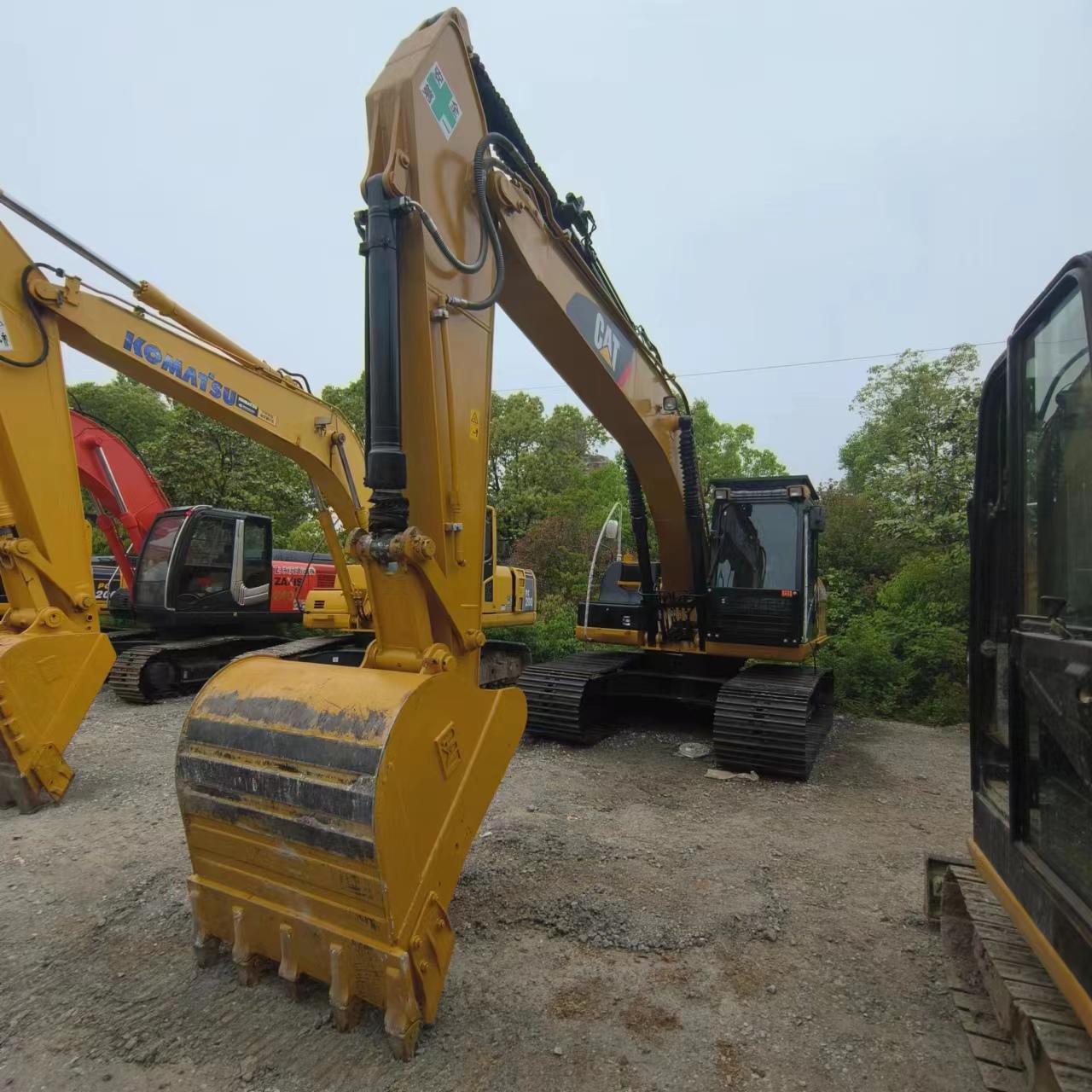 CATERPILLAR 320D2 - حفارات زحافة: صور 2 CATERPILLAR 320D2 - حفارات زحافة: صور 2