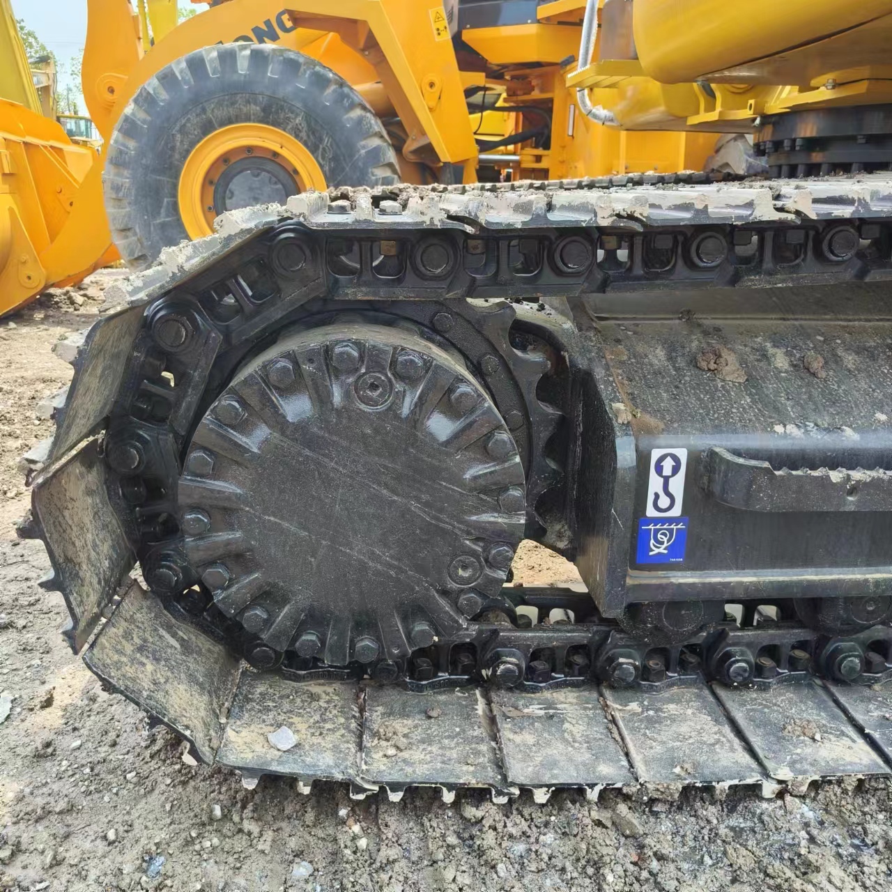 حفارات زحافة CATERPILLAR 323D2L: صور 6