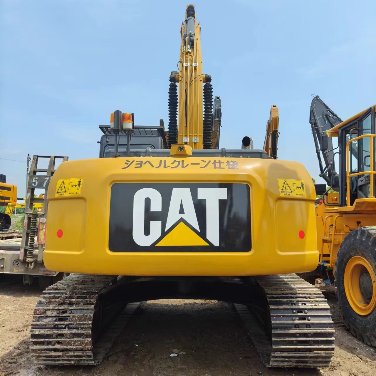 CATERPILLAR 323D2L - حفارات زحافة: صور 4 CATERPILLAR 323D2L - حفارات زحافة: صور 4