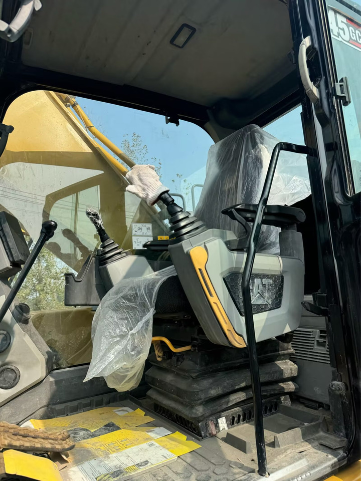 CATERPILLAR 345GC - حفارات زحافة: صور 4 CATERPILLAR 345GC - حفارات زحافة: صور 4