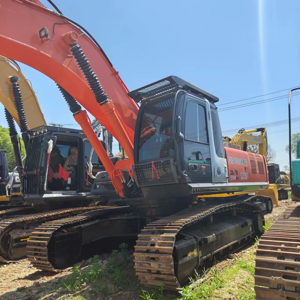 HITACHI ZX350 - حفارات زحافة: صور 4 HITACHI ZX350 - حفارات زحافة: صور 4