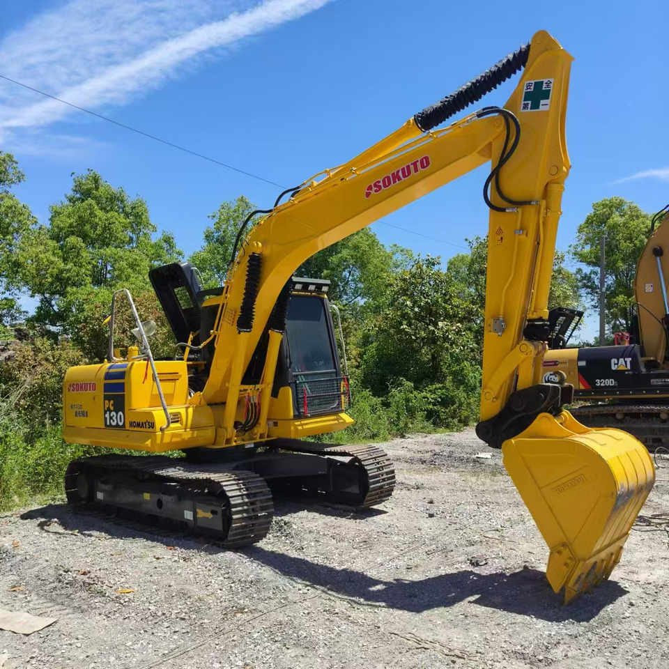 KOMATSU PC130 - حفارات زحافة: صور 2 KOMATSU PC130 - حفارات زحافة: صور 2