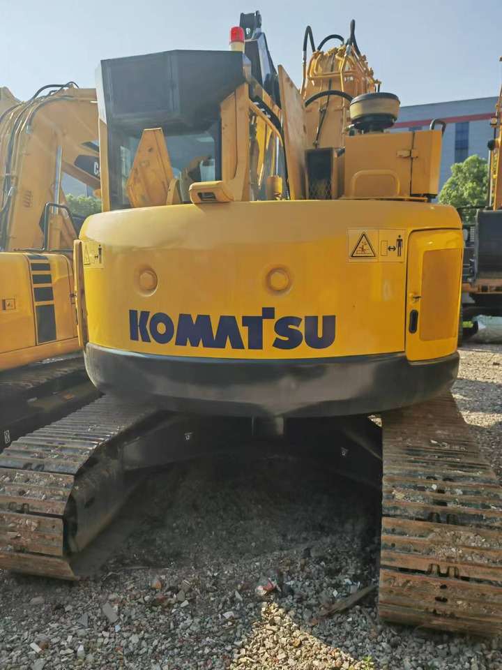 KOMATSU PC138US - حفارات زحافة: صور 3 KOMATSU PC138US - حفارات زحافة: صور 3